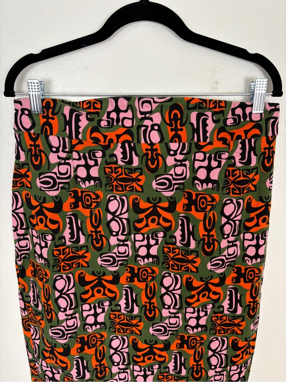 Laura Byrnes High Waist Pin-Up Pencil Skirt with Abstract Print - Plus Size